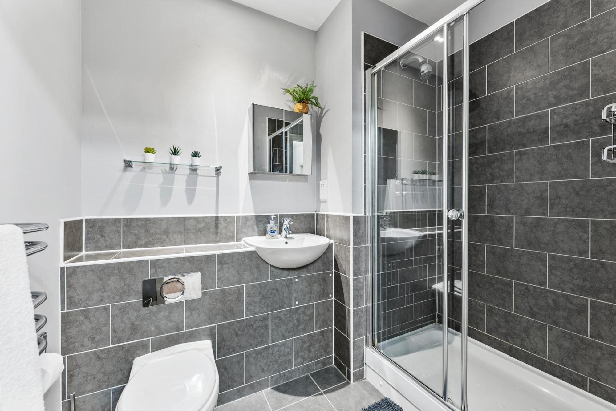 30 Percent Off! Lovely Yorkshire Duplex - Sleeps 6 - Netflix Dewsbury Εξωτερικό φωτογραφία